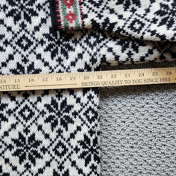 LLBean Women's Black and White Scandinavean Button Front Cardigan Sweater Size M - Picture 5 of 8